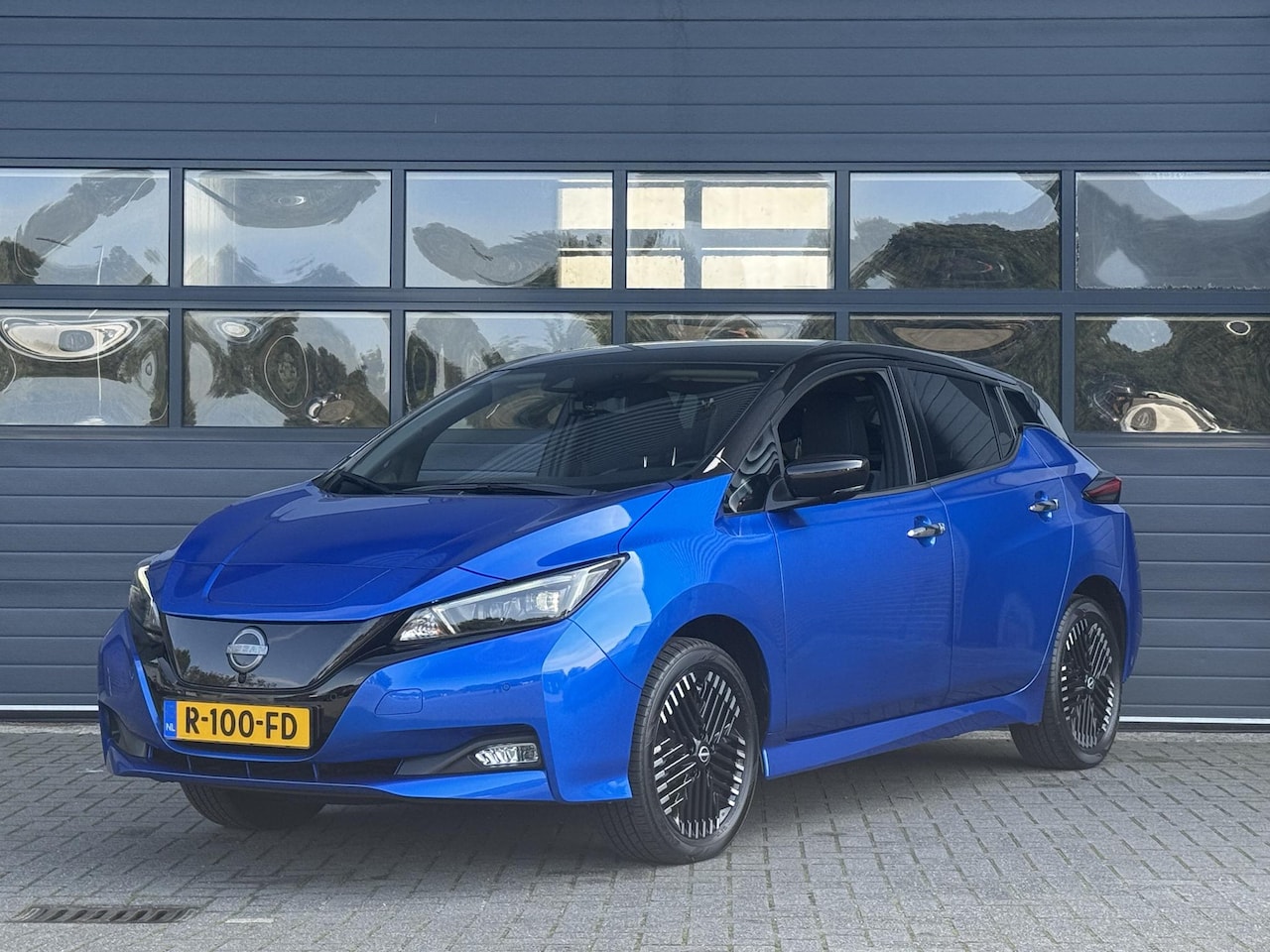 Nissan LEAF - E+ TEKNA 62 kWh (96% SOH) I GROOT ACCUPAKKET I 360° CAMERA I STOELVERWARMING I NAVIGATIE - AutoWereld.nl