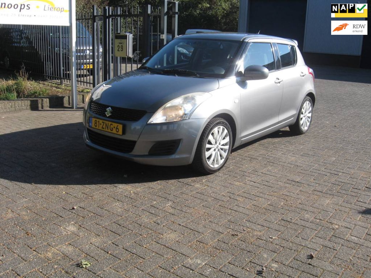 Suzuki Swift - 1.2 Bandit EASSS 1.2 Bandit EASSS - AutoWereld.nl