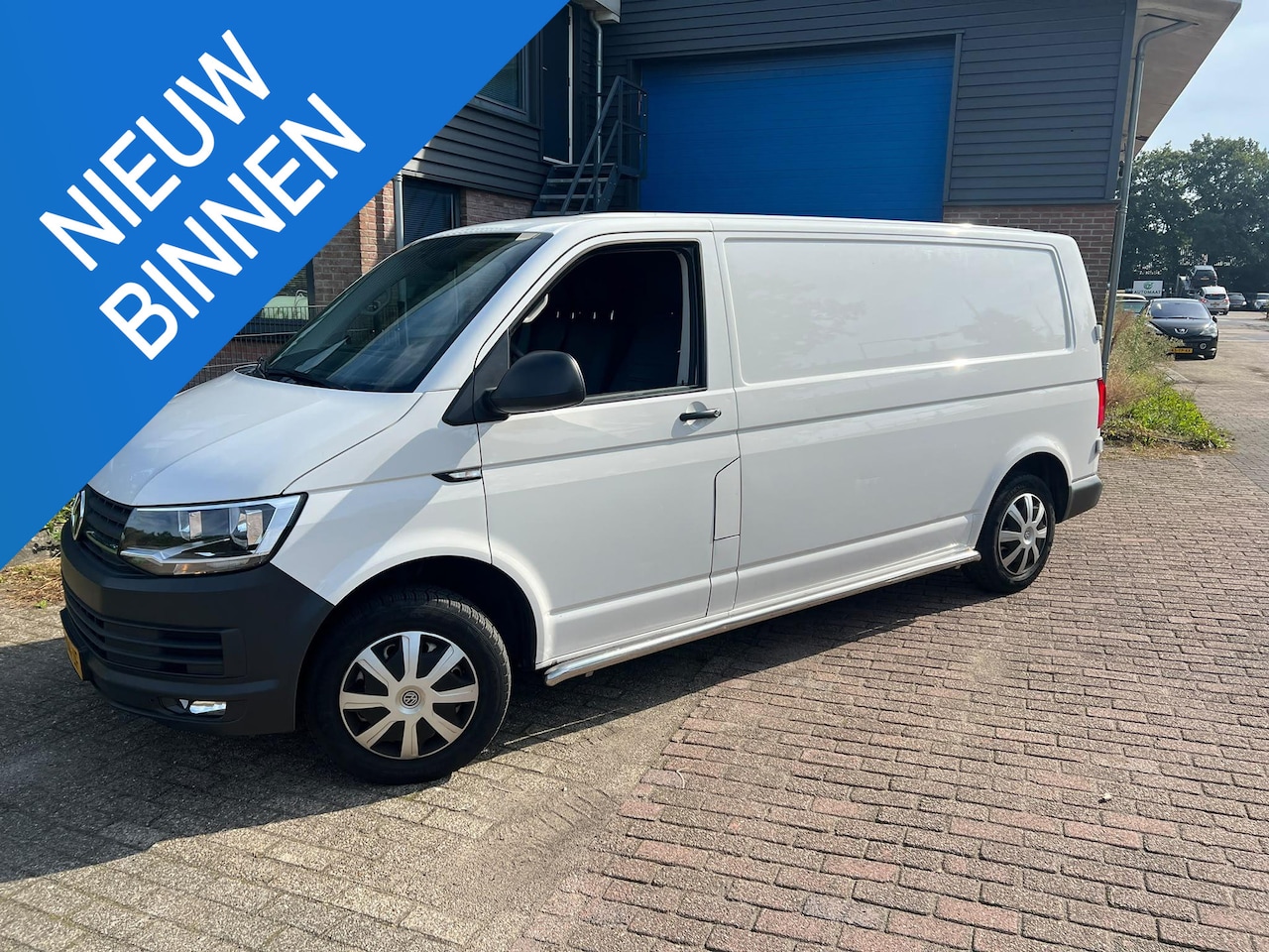 Volkswagen Transporter - 2.0 TDI L2H1 Comfortline 2.0 TDI L2H1 Comfortline - AutoWereld.nl