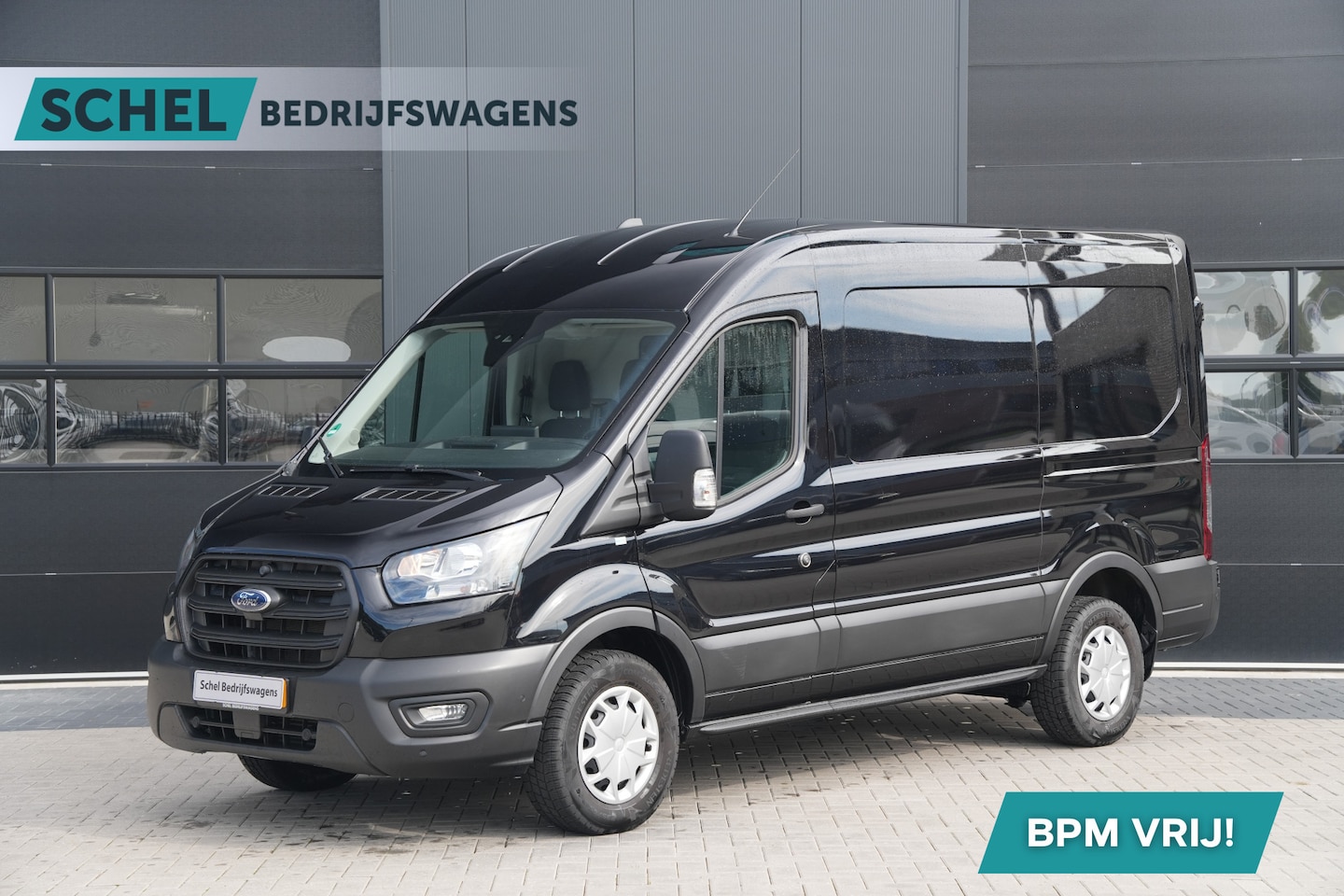 Ford Transit - 350 2.0 TDCI L2H2 Trend 130pk - ACC - Blindspot - Camera - Trekhaak - Opstap - Rijklaar - AutoWereld.nl
