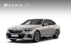 BMW i5 - eDrive40 M Sport Edition | M Sport | Travel Pack | Innovation Pack | Panoramadak | Trekhaa