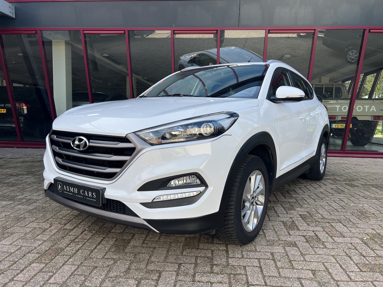 Hyundai Tucson - 1.6 T-GDi Premium | Airco | LED | Stoel/Stuurverw. | PDC | Trekhaak | - AutoWereld.nl