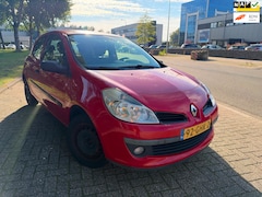 Renault Clio - 1.2-16V Special Line