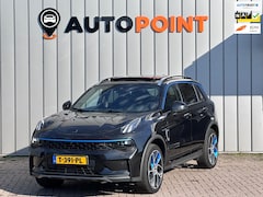 Lynk & Co 01 - 1.5 PHEV MY22 6, 6kWh Zwart FACELIFT SOH 97% PANO 360°cam Apple/Android Navi ]