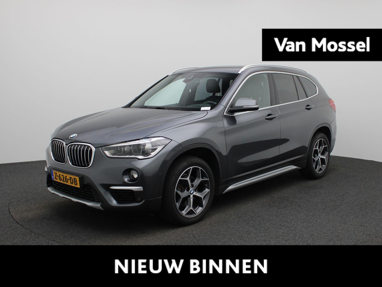 BMW X1 - sDrive18i High Executive | Wordt Verwacht | Panoramdak | Climate Control | Parkeersensoren - AutoWereld.nl