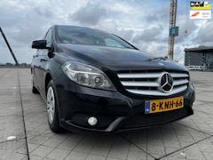 Mercedes-Benz B-klasse - 180 AIRCO MULTIMEDIASCHERM NAP