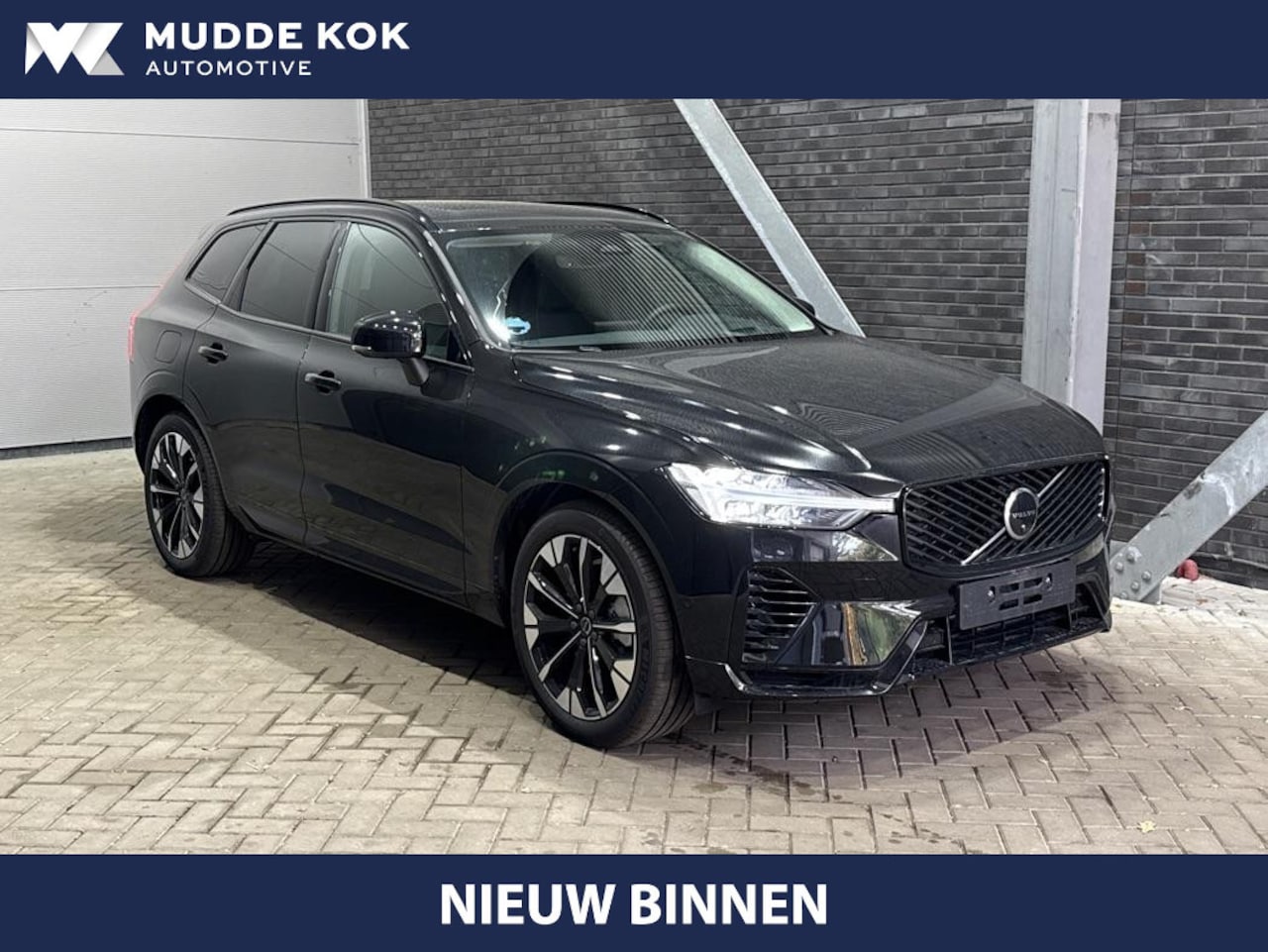 Volvo XC60 - T8 Ultra Dark | Luchtvering | Harman/Kardon | Panoramadak | 360° Camera | Head-Up | Stoel+ - AutoWereld.nl