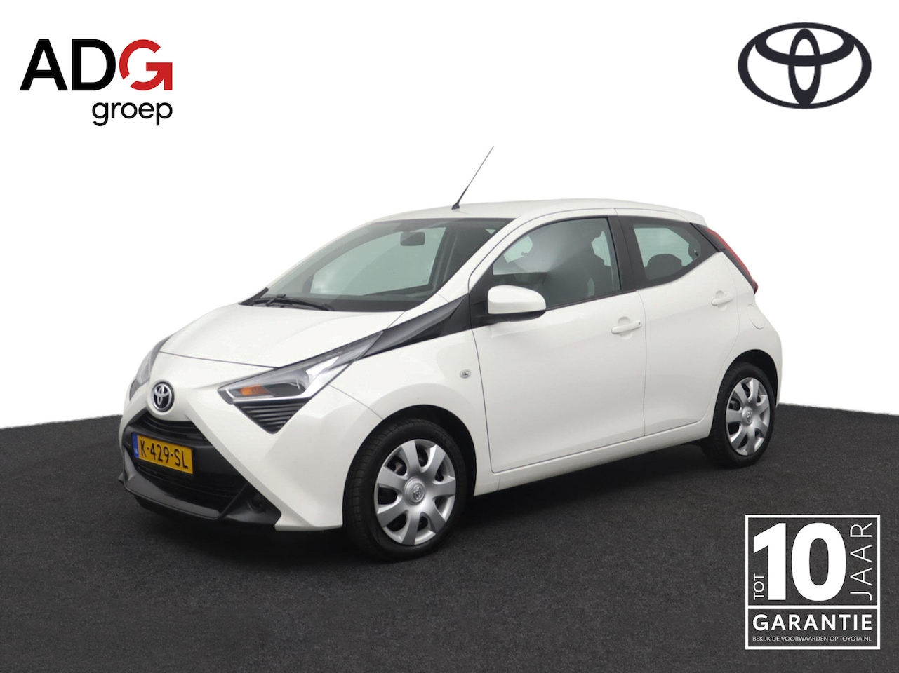 Toyota Aygo - 1.0 VVT-i x-play | Groot scherm multimedia | Airco | Parkeercamera | - AutoWereld.nl