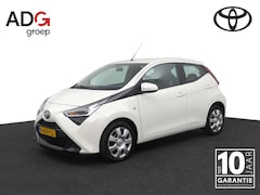 Toyota Aygo - 1.0 VVT-i x-play | Groot scherm multimedia | Airco | Parkeercamera |