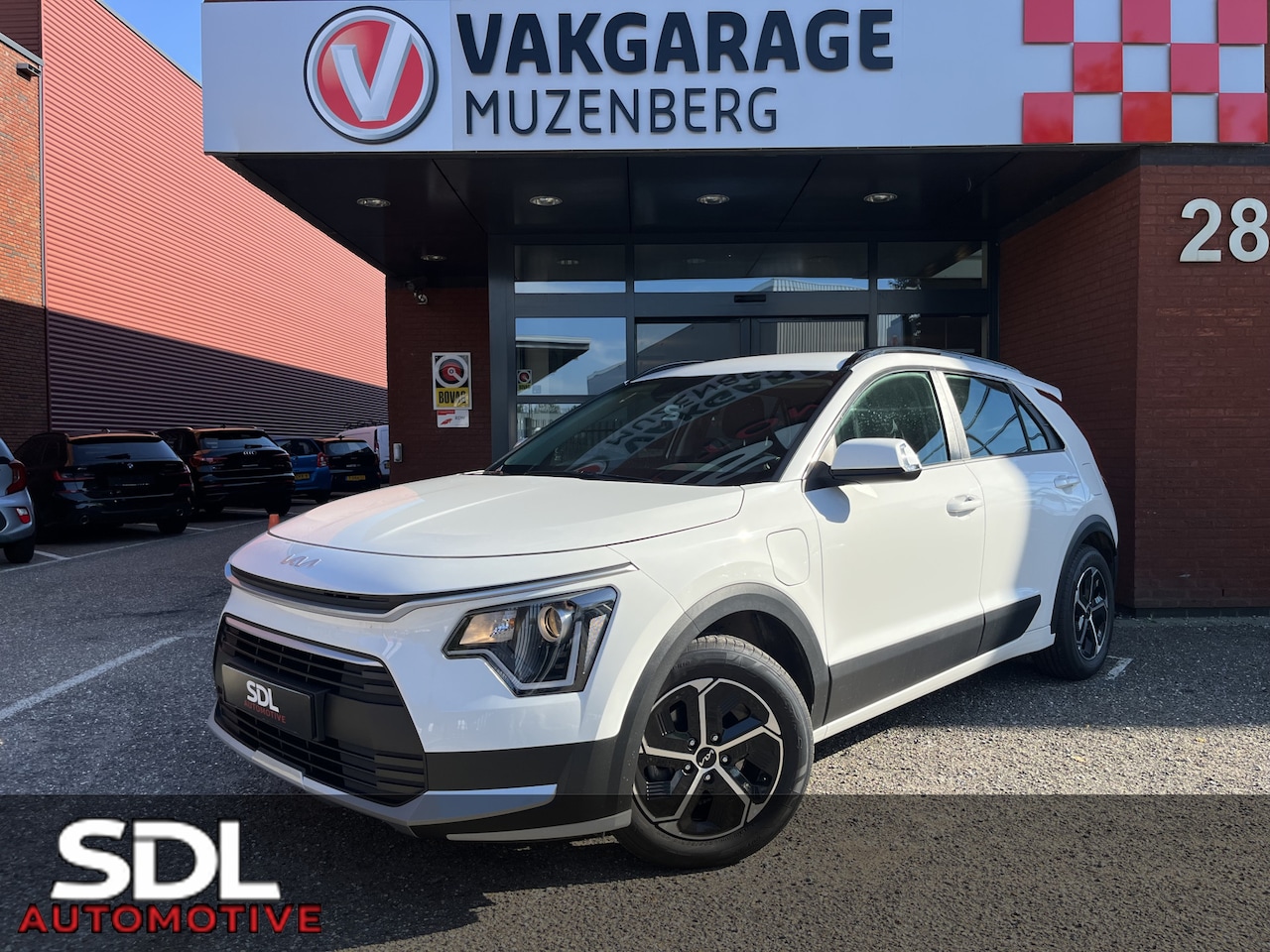 Kia Niro - 1.6 GDi PHEV DynamicLine // LED // CAMERA+SENSOREN // CRUISE // APPLE-ANDROID AUTO // STUU - AutoWereld.nl