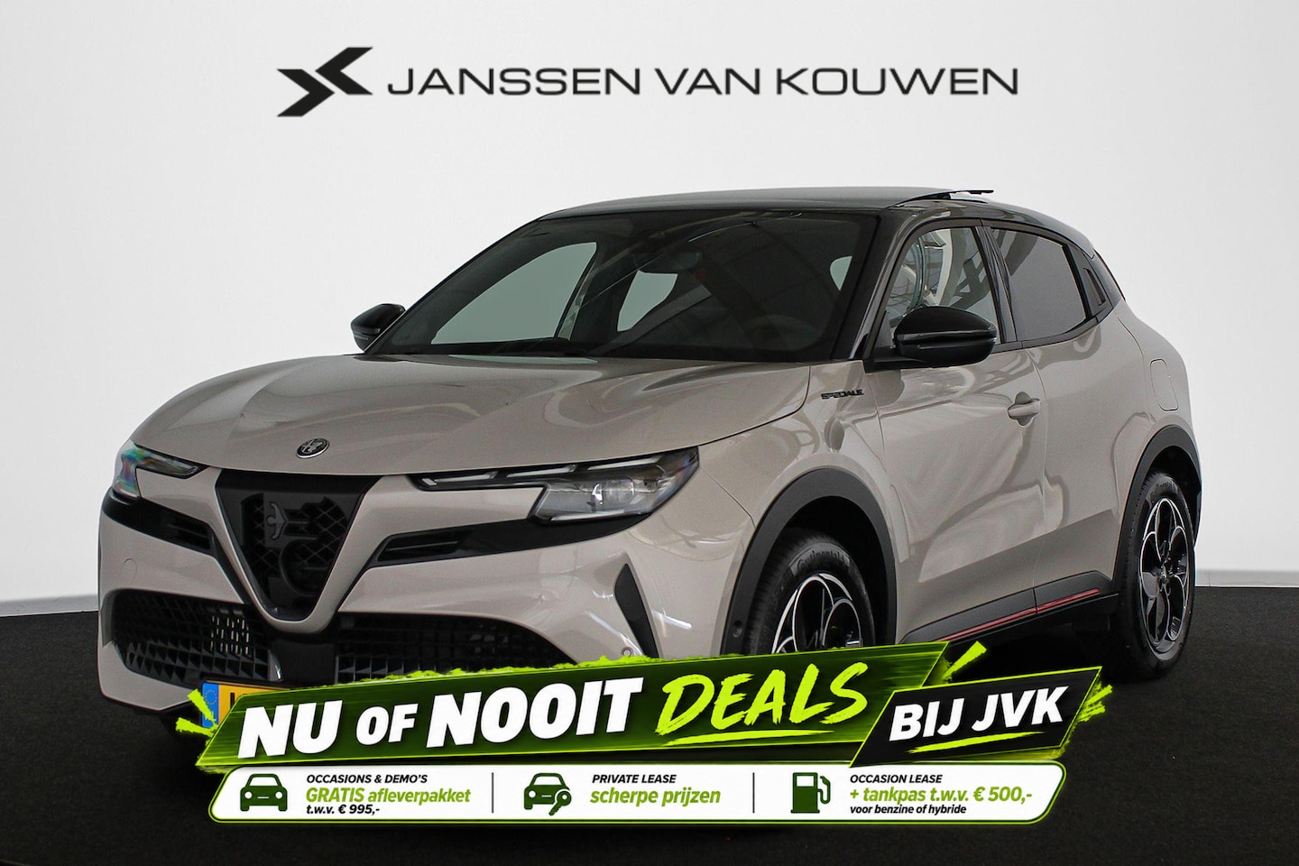 Alfa Romeo Junior - 1.2 Turbo Hybrid Ibrida Speciale Pano Sabelt Trekhaak Stoelverwarming Keyless - AutoWereld.nl