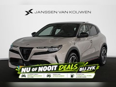 Alfa Romeo Junior - 1.2 Turbo Hybrid Ibrida Speciale Pano Sabelt Trekhaak Stoelverwarming Keyless