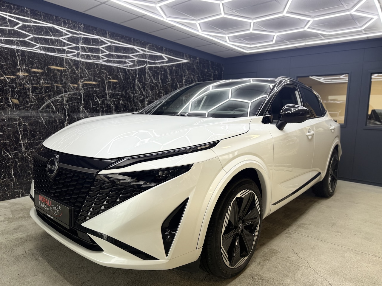 Nissan Qashqai - 1.5 e-Power N-Design PANO CARPLAY STOEL STUUR VERWARMING ENZV - AutoWereld.nl