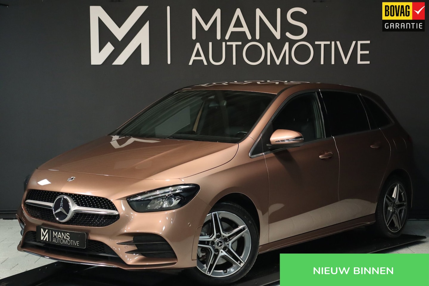 Mercedes-Benz B-klasse - 250 e AMG Line / CAMERA / CARPLAY / WIDESCREEN / ALCANTARA / STOELVERW - AutoWereld.nl
