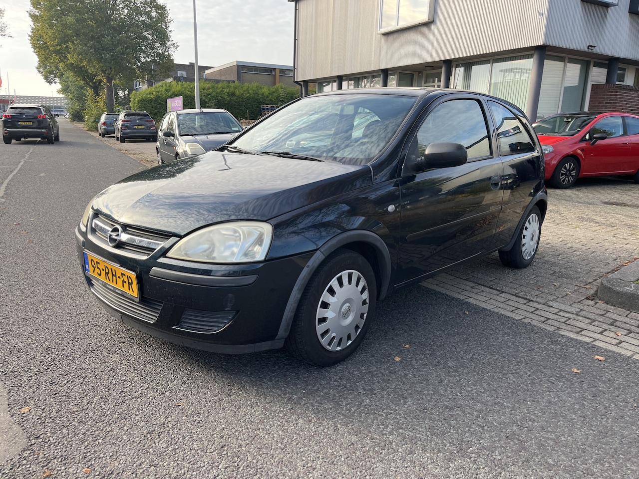 Opel Corsa - 1.4-16V Rhythm Apk 06-09-2027 - AutoWereld.nl