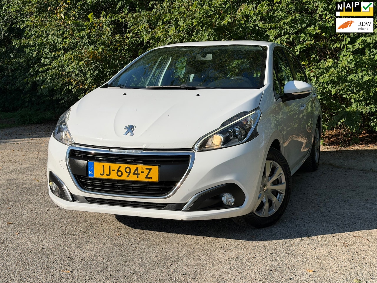 Peugeot 208 - 1.2 PureTech Blue Lion | Cruise control + Navi Nu € 3.750,- !!! - AutoWereld.nl