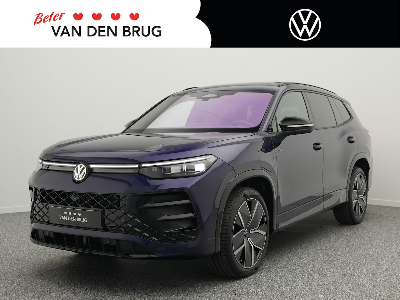 Volkswagen Tayron - 1.5 272 pk DSG eHybrid R-Line Edition | Panorama Dak | Trekhaak | Voorstoelen met Geheugen - AutoWereld.nl