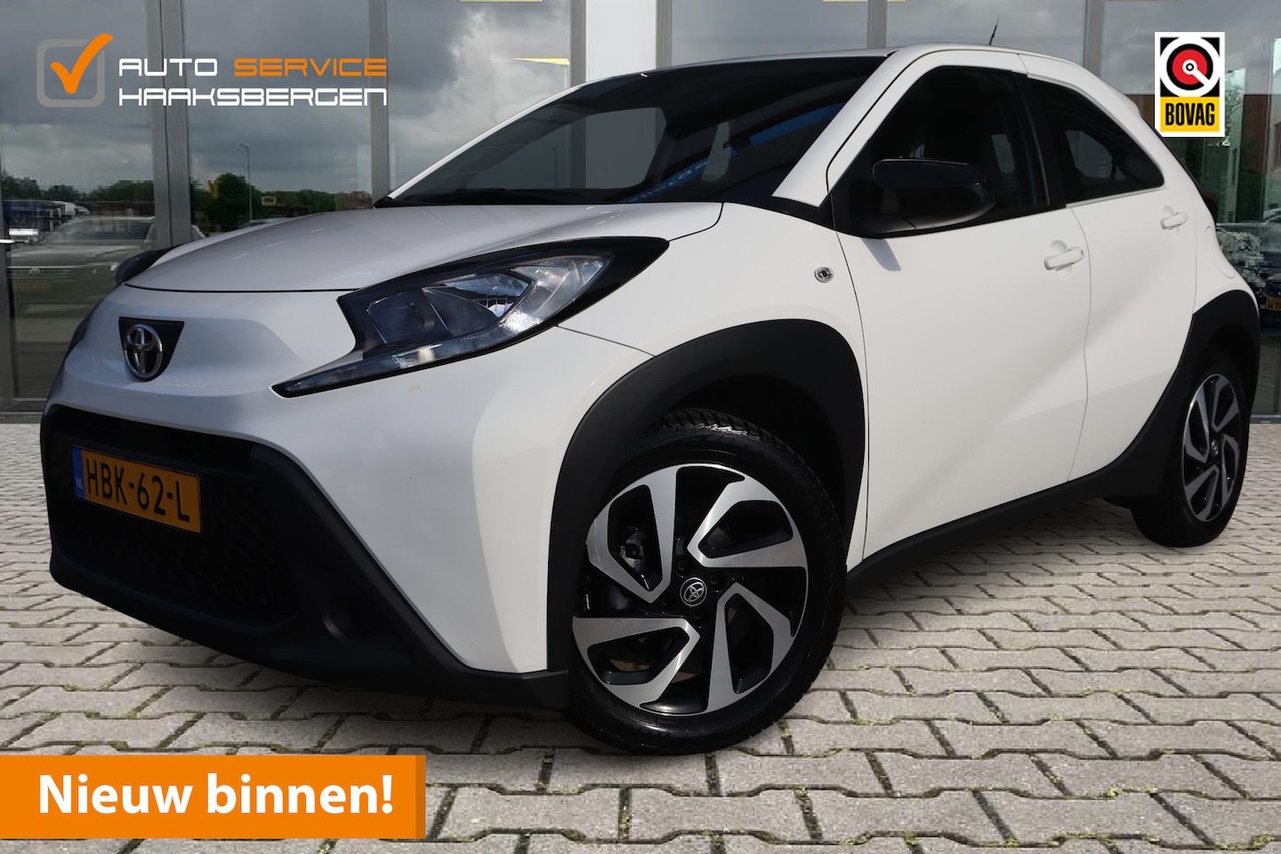 Toyota Aygo X - 1.0 VVT-i S-CVT Play | Camera | 17 Inch | All Season | - AutoWereld.nl
