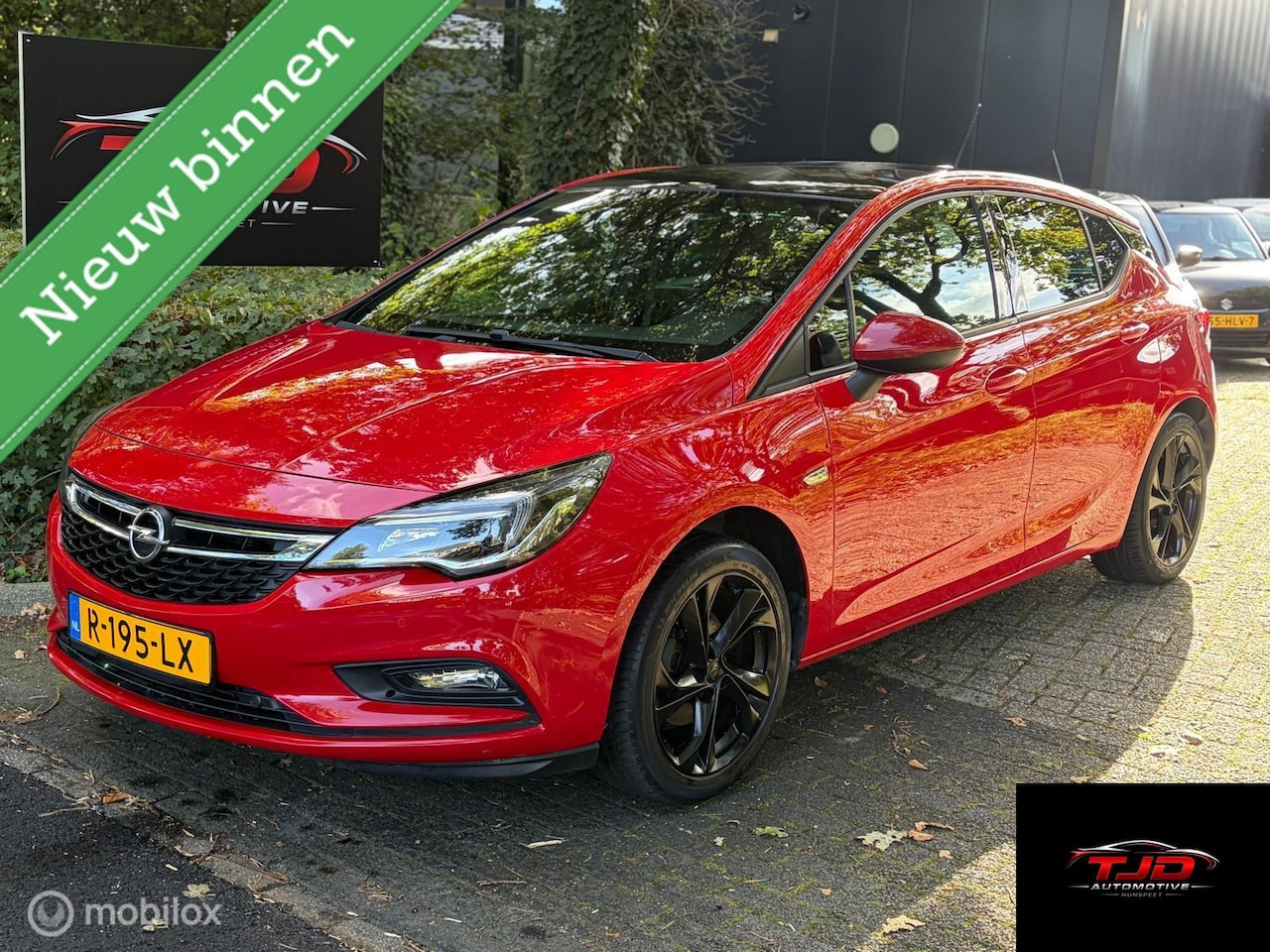 Opel Astra - 1.0 Business+ SPORT-CLIMA-CRUISE-BT-NIEUWE APK - AutoWereld.nl