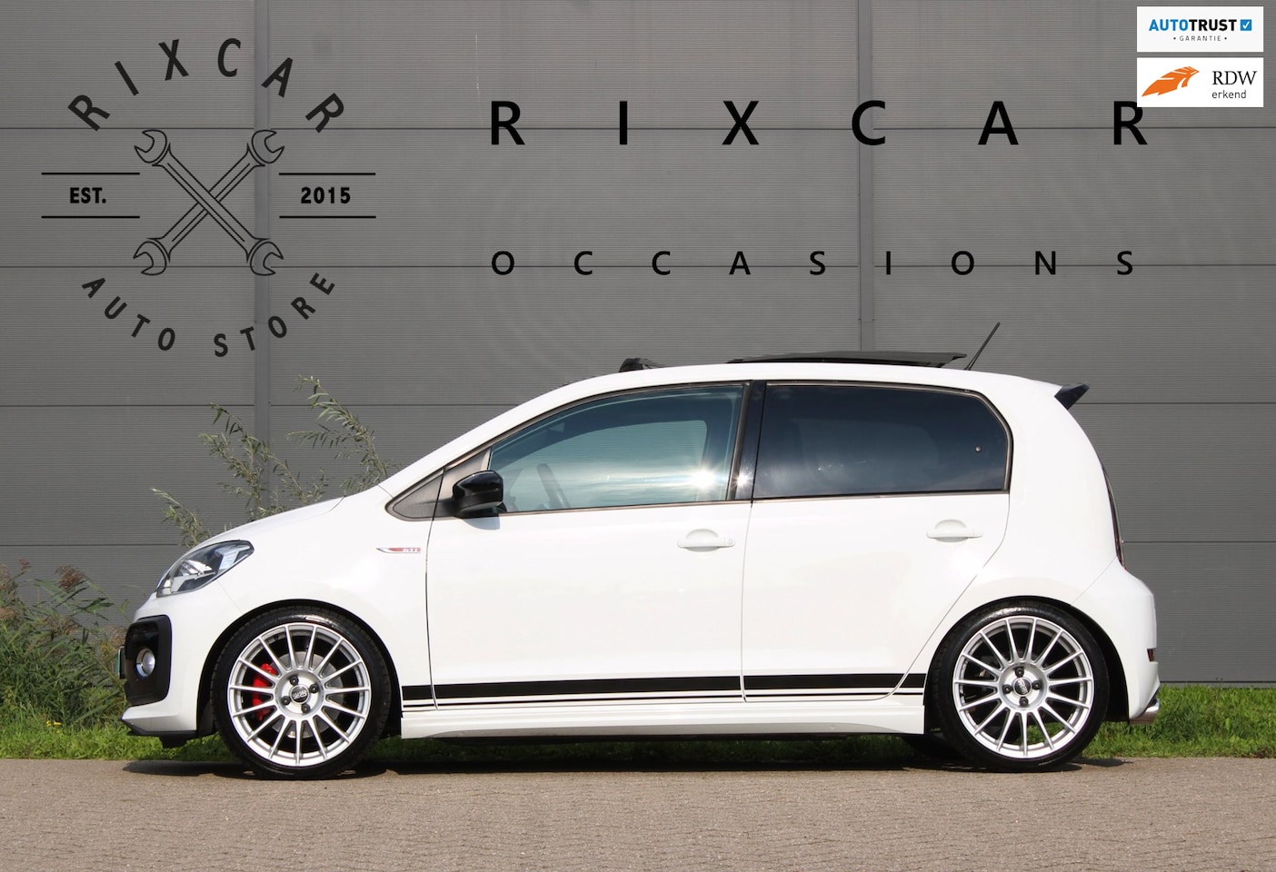 Volkswagen Up! - 1.0 GTI BeatsAudio Panodak Camera Schroefset OZ-Wheels !!NIEUWBINNEN!! - AutoWereld.nl