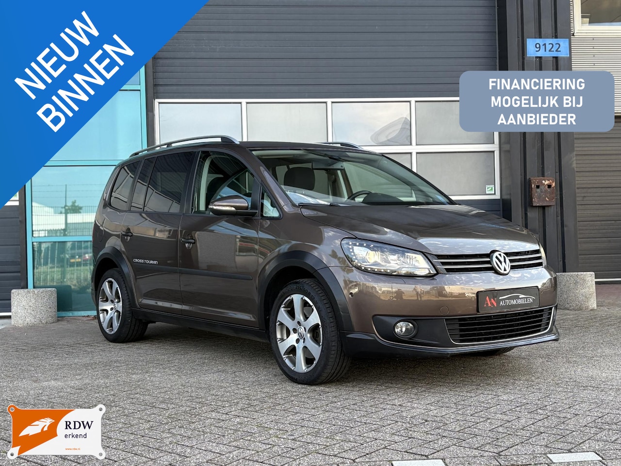 Volkswagen Touran Cross - 1.4 TSI 7p. - AutoWereld.nl
