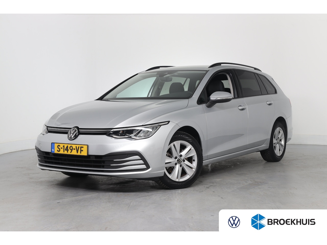 Volkswagen Golf Variant - 1.5 eTSI Life Business | Dealer Onderhouden! | LED | Sfeerverlichting | Elektrische stoele - AutoWereld.nl