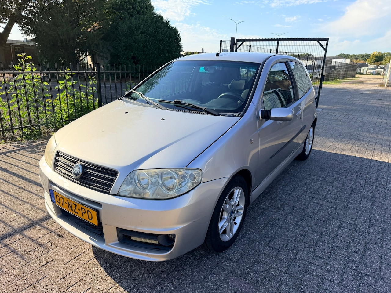 Fiat Punto - 1.4-16V Sporting 1.4-16V Sporting - AutoWereld.nl