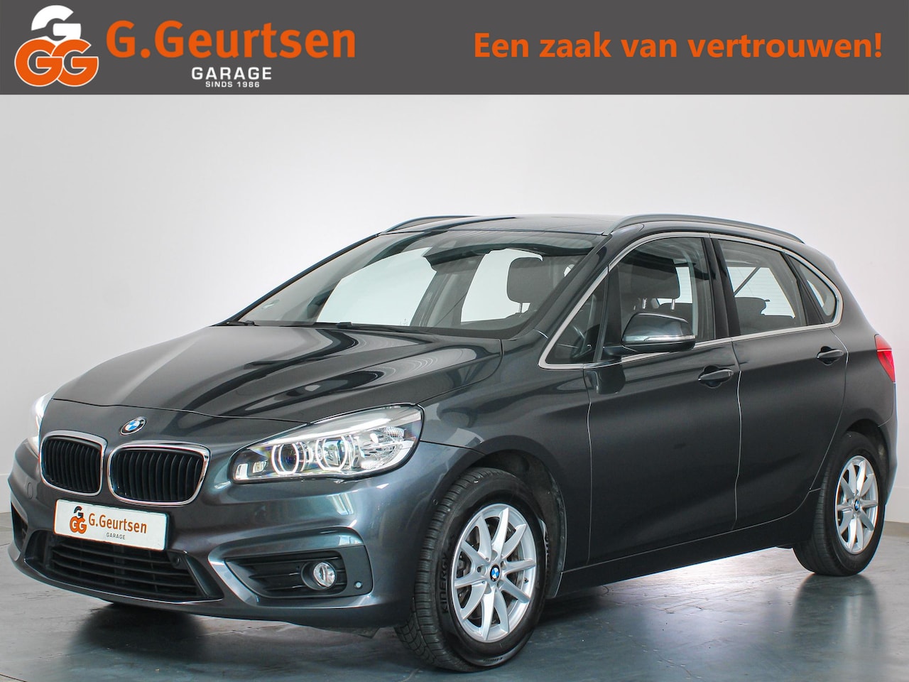 BMW 2-serie Active Tourer - 218i High Executive Stoelverwarming, Cruise Control, Navigatie, Automaat, LED - AutoWereld.nl