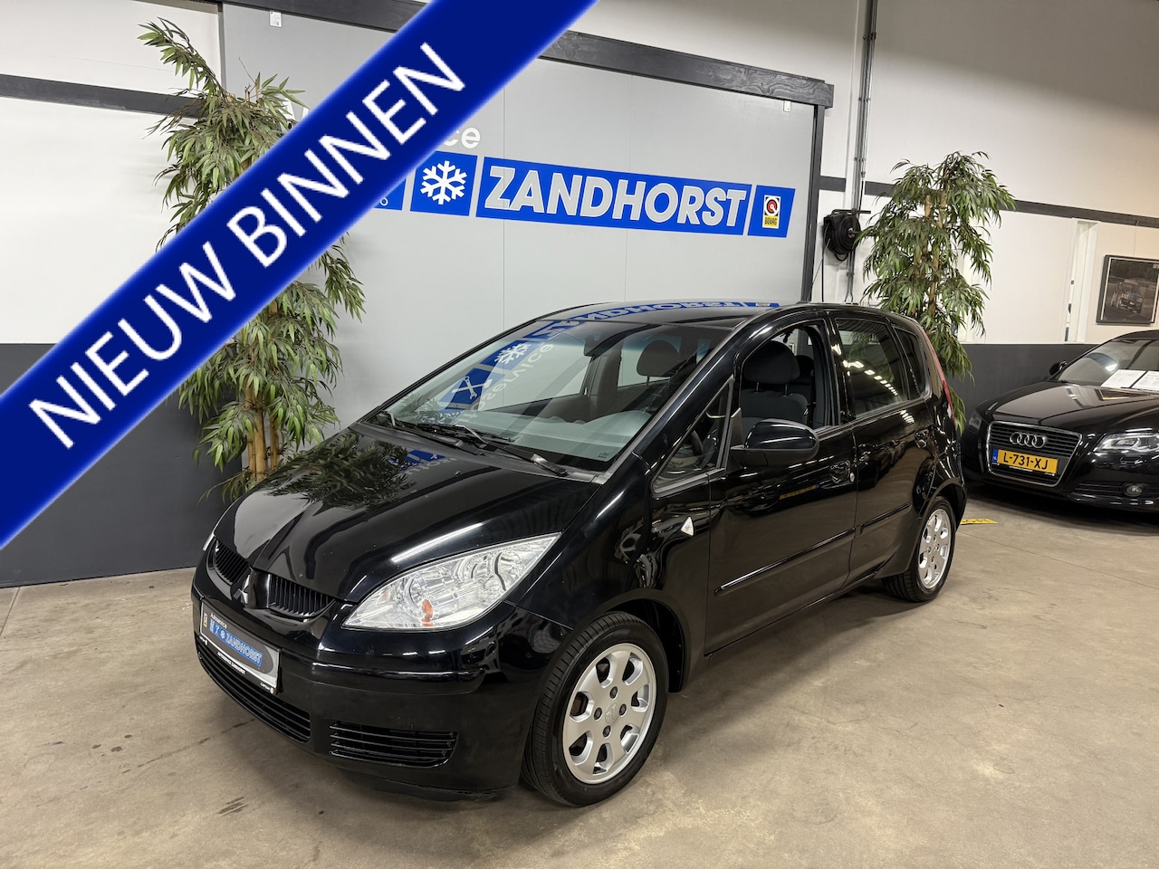 Mitsubishi Colt - 1.3 Invite // Autom. // Nieuwe APK!!! // LM velgen - AutoWereld.nl