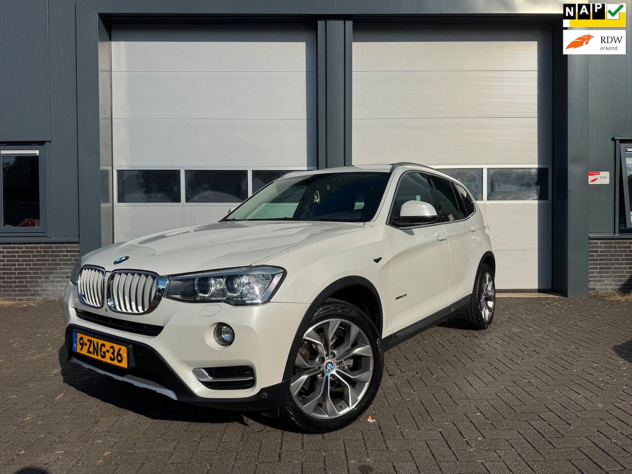 BMW X3 - XDrive20i High Executive 360 Panoramadak Trekhaak - AutoWereld.nl
