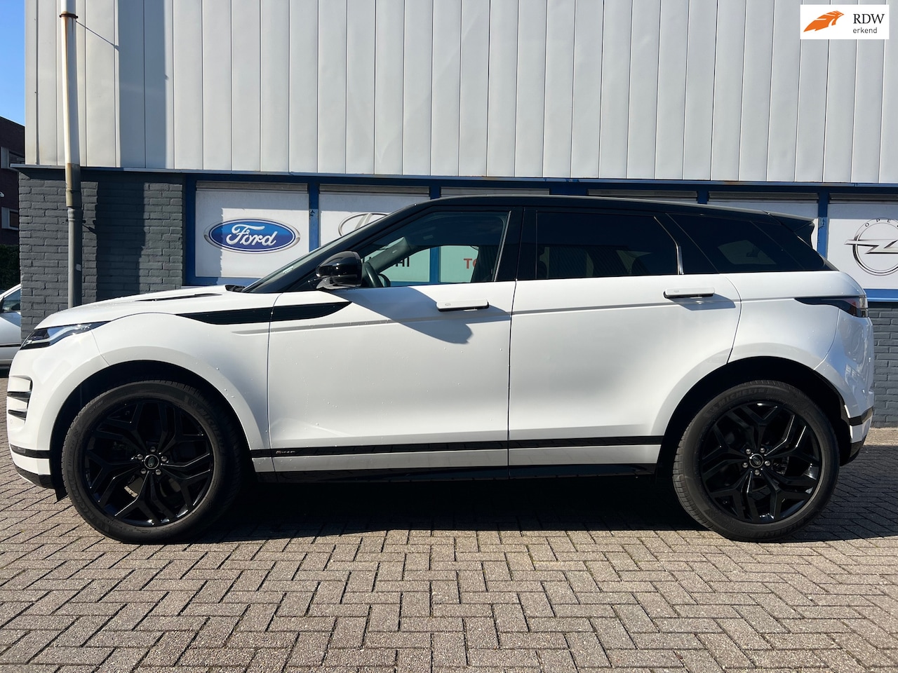 Land Rover Range Rover Evoque - 2.0 P200 AWD R-Dynamic HSE 2019 49970KM 34950EU - AutoWereld.nl