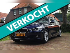 BMW 3-serie Touring - 320i High Executive Aut. | Stoelverwarming | Xenon | M-Stuurwiel | Lederen Interieur | All