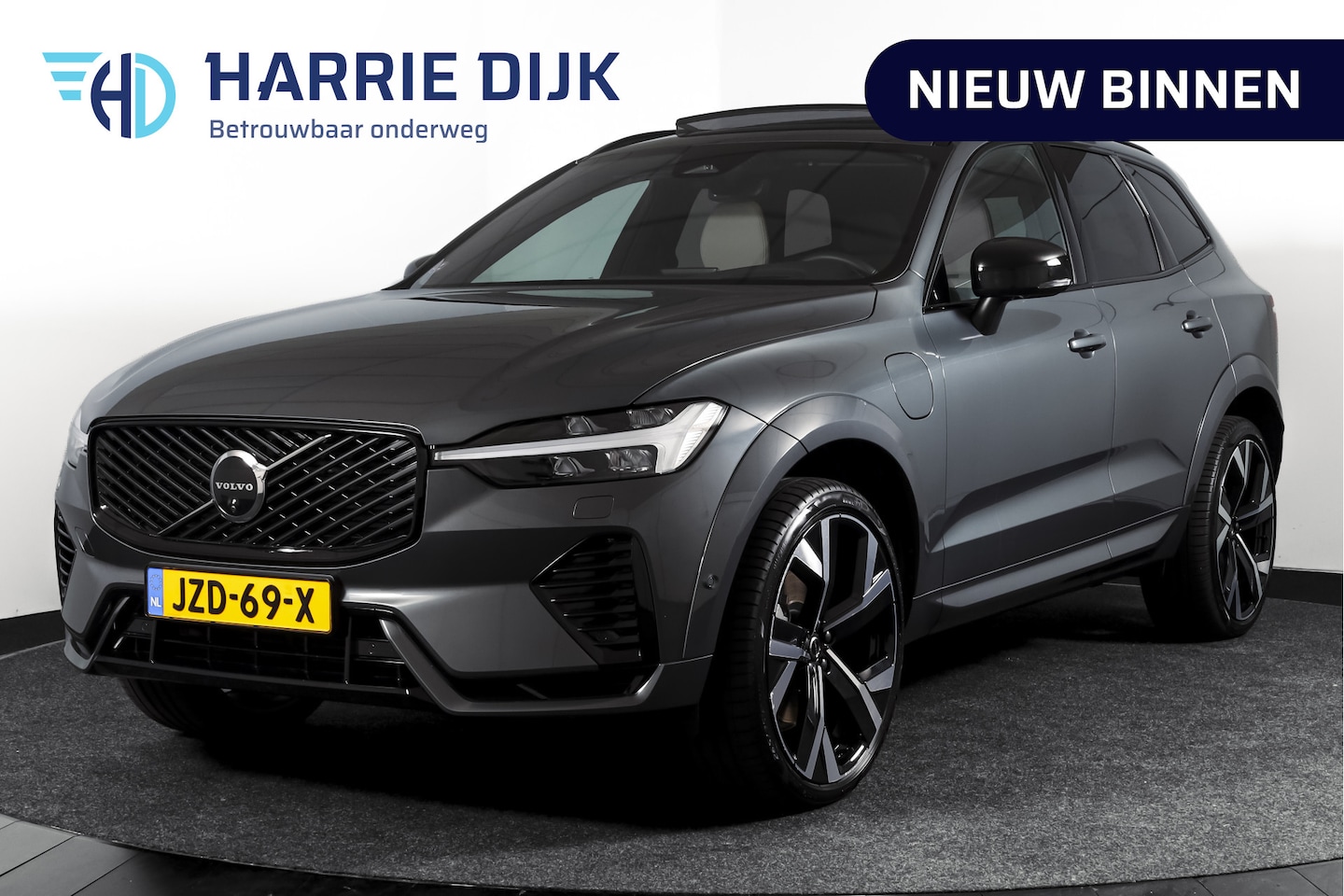 Volvo XC60 - 2.0 T8 Plug-in hybrid AWD Ultra Dark Org. NL. | Forest Lake | S/K-Panodak | Adapt. Cruise - AutoWereld.nl