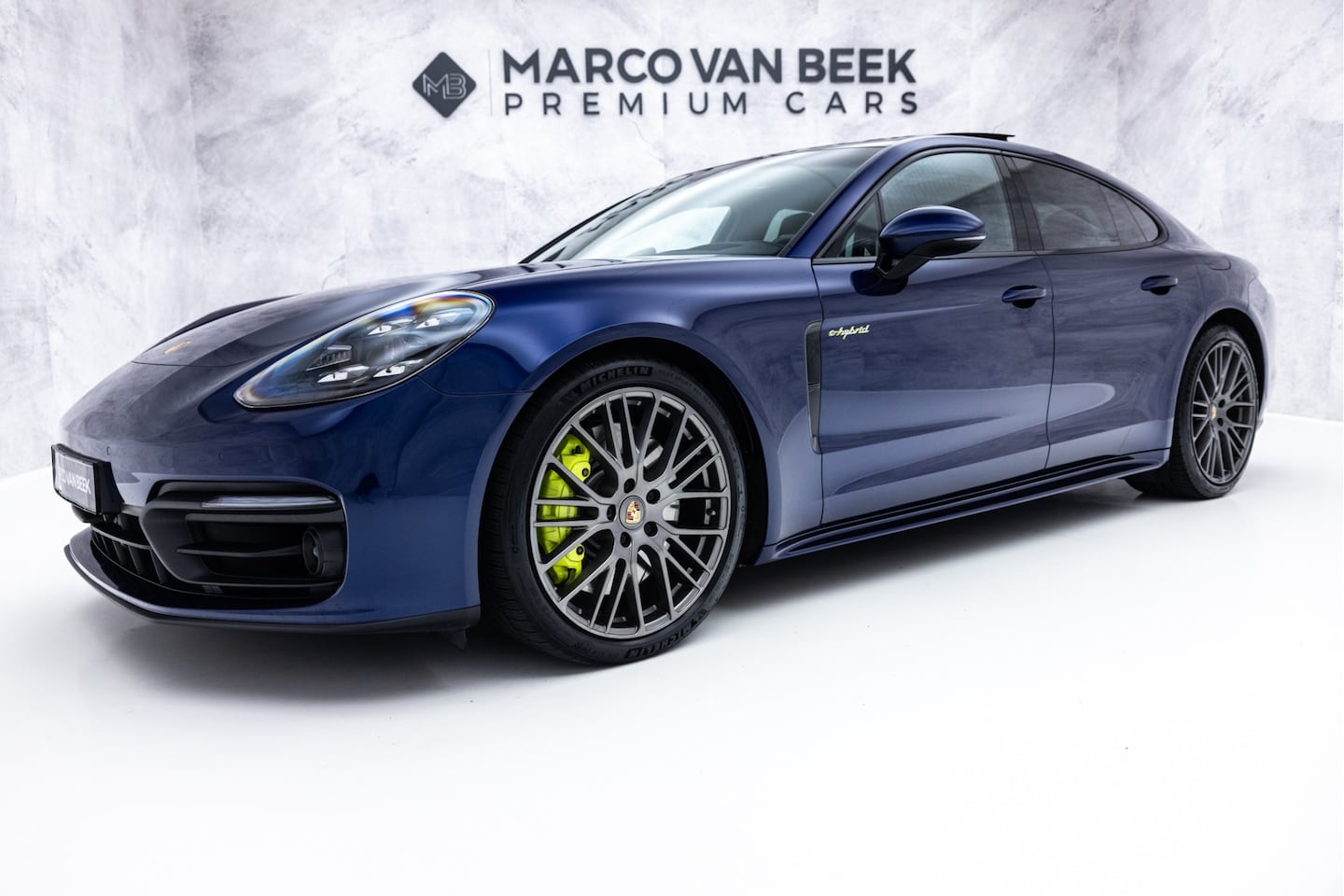Porsche Panamera - 2.9 4S E-Hybrid | Pano | Nachtzicht | Bose | 21" | Head-Up - AutoWereld.nl