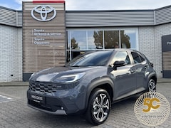 Toyota Yaris Cross - HYBRID 130 FIRST EDITION NIEUW MODEL 2026 DIRECT LEVERBAAR STOEL/STUURVER LED 17'' LM-VELG