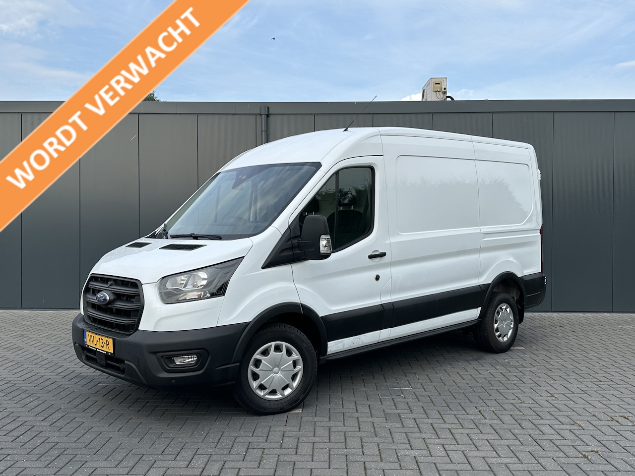 Ford Transit - 350 2.0 TDCI 130 PK / L2H2 / WORDT VERWACHT / 1e EIG. / 33.218 KM / AIRCO / CRUISE CONTROL - AutoWereld.nl