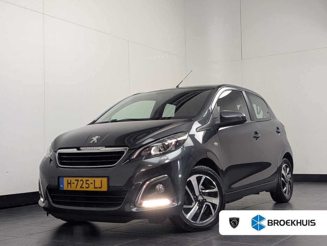 Peugeot 108 - 1.0 e-VTi Allure | Carplay | Camera | Clima | Bluetooth | 15" LMV | - AutoWereld.nl