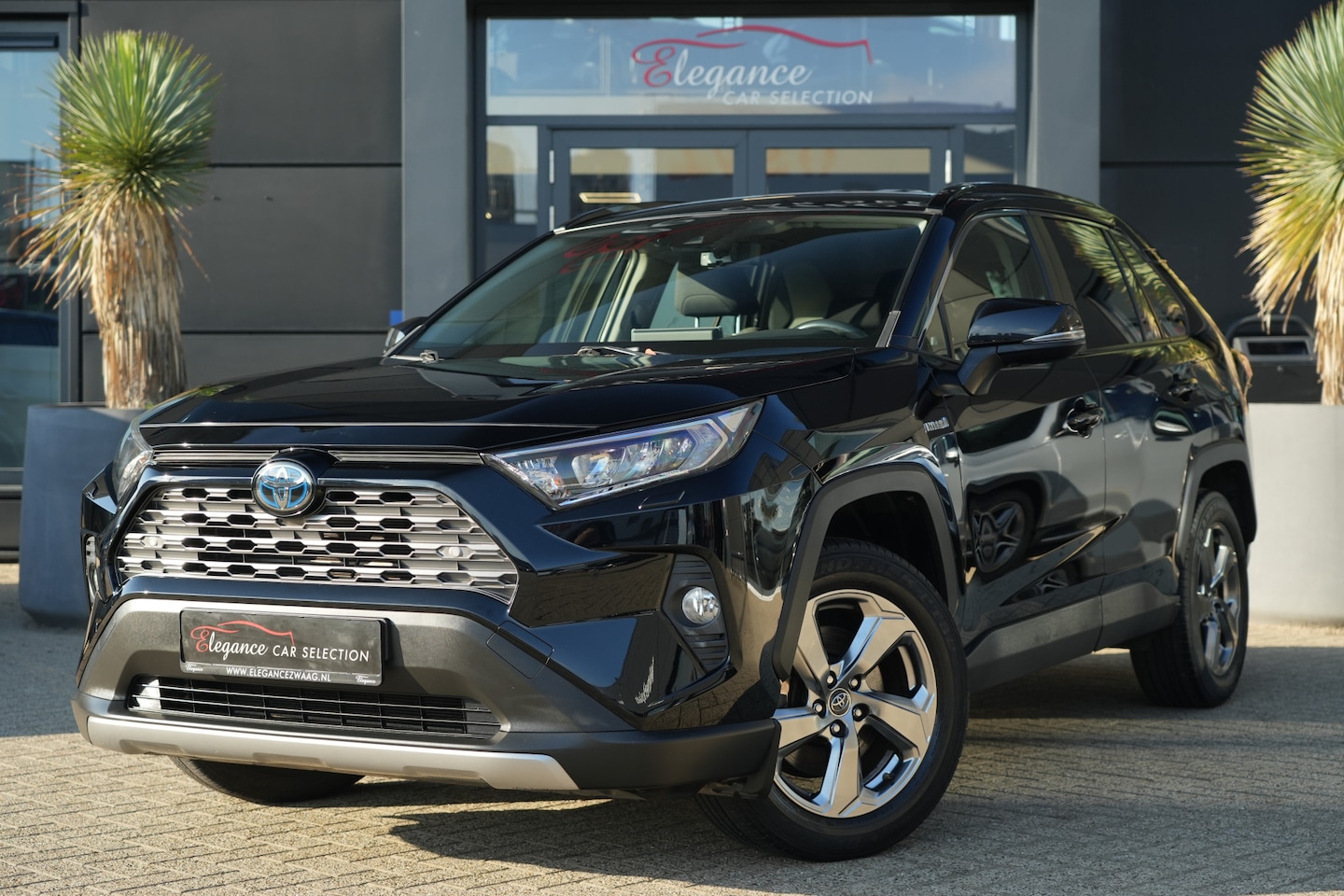 Toyota RAV4 - 2.5 Hybrid Active 2.5 Hybrid Active - AutoWereld.nl