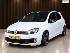 Volkswagen Golf - 2.0 GTI AUTOMAAT LEDER/NAVI/BLUETOOTH | NETTE AUTO