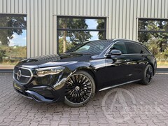 Mercedes-Benz E-klasse Estate - 300 e AMG Premium Plus Luchtvering, Trekhaak, Rijassistentiepakket, Panoramadak