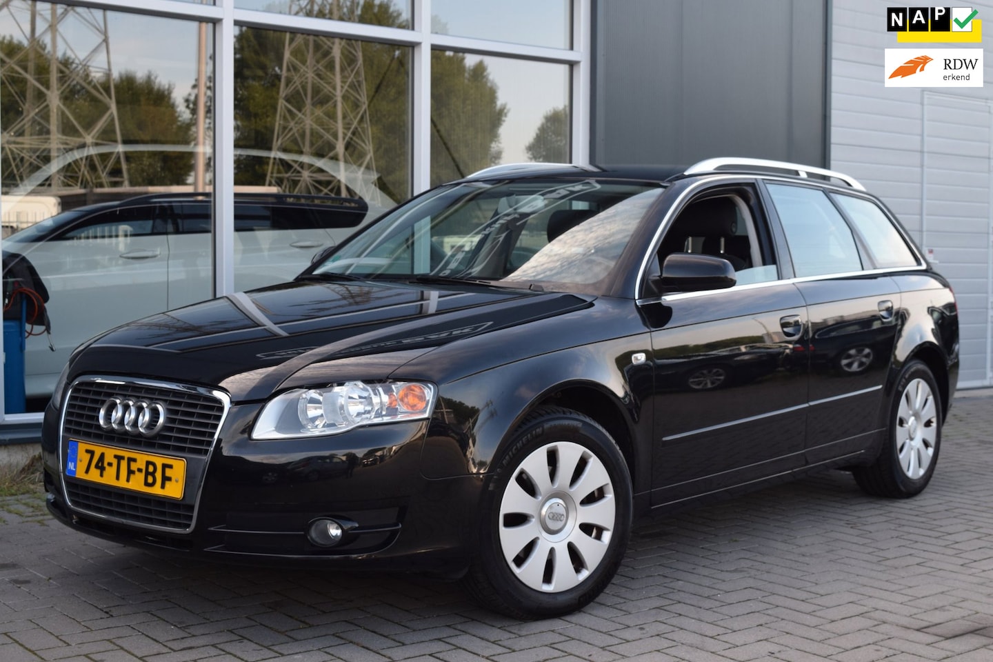 Audi A4 Avant - 2.0 Pro Line Business | Clima | Cruise | NAP + APK 11-2027 - AutoWereld.nl