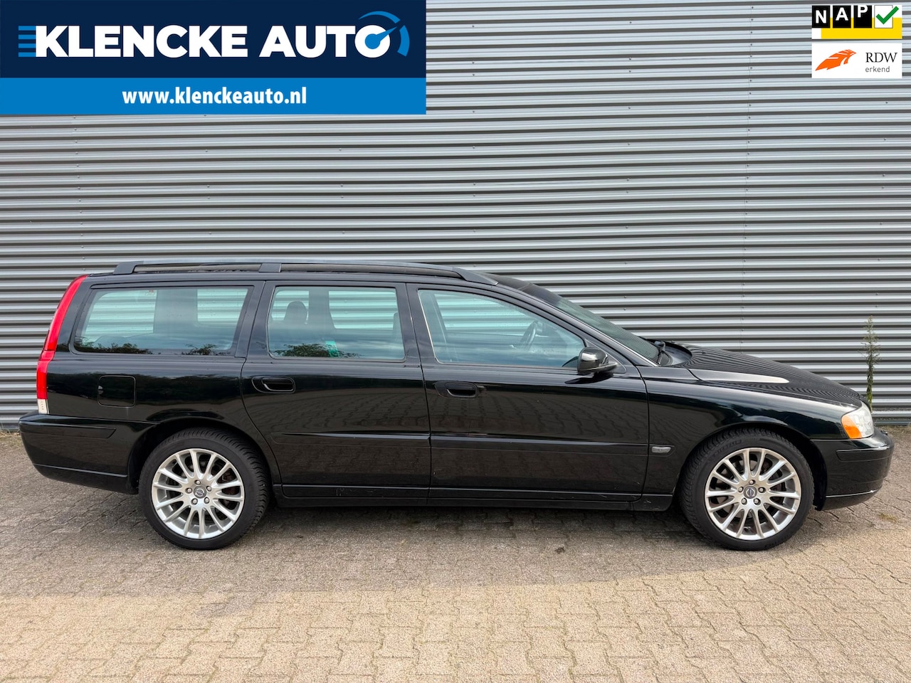 Volvo V70 - 2.5T Summum 209PK 268.694km Automaat Leer Navigatie Youngtimer Goed onderhouden 5-cilinder - AutoWereld.nl