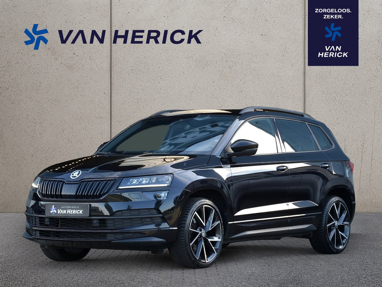 Skoda Karoq - 1.5 TSI ACT Sportline Business 150PK | ACC | Trekhaak | Achteruitrijcamera - AutoWereld.nl
