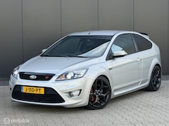 Ford Focus - 2.5 ST | 280PK | LEDER | XENON | RECARO |