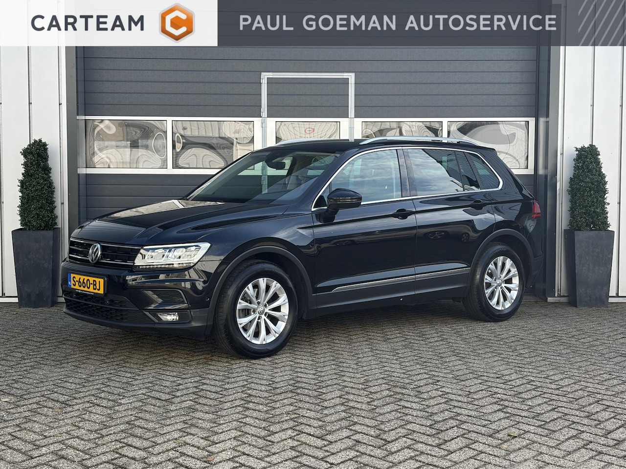 Volkswagen Tiguan - ACT Highline | Alcantara | Keyless Entry/Start | Adaptive Cruise | Elec. Achterklep | - AutoWereld.nl