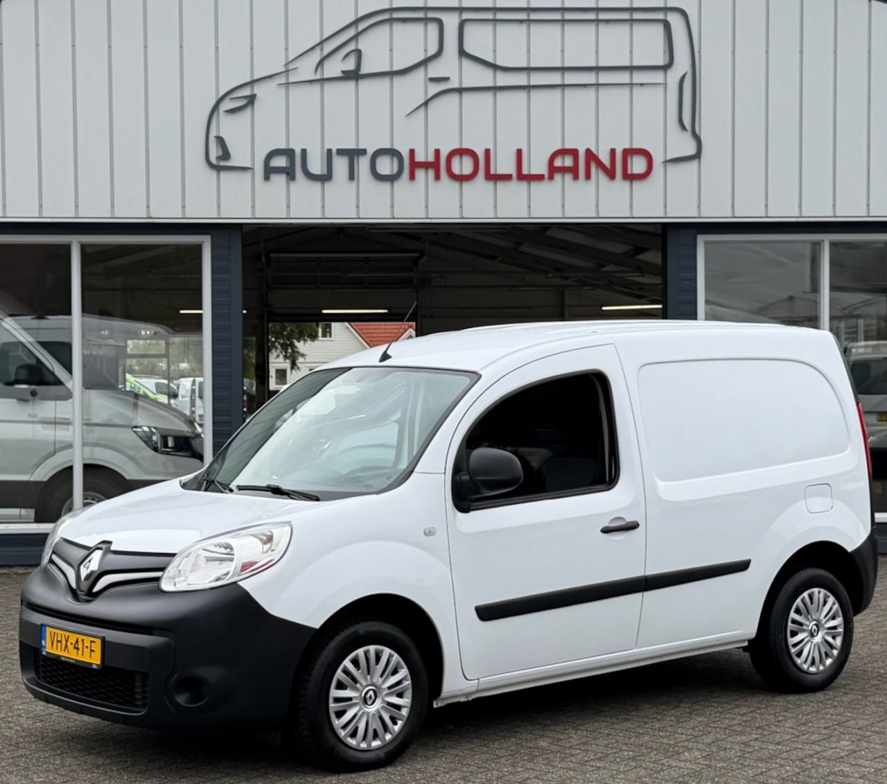 Renault Kangoo - 1.5 DCI 59KW 80PK EURO 6 AIRCO/ NAVIGATIE/ TREKHAAK/ CRUISE CONTROL/ SCHUIFDEUR/ 100% DEAL - AutoWereld.nl