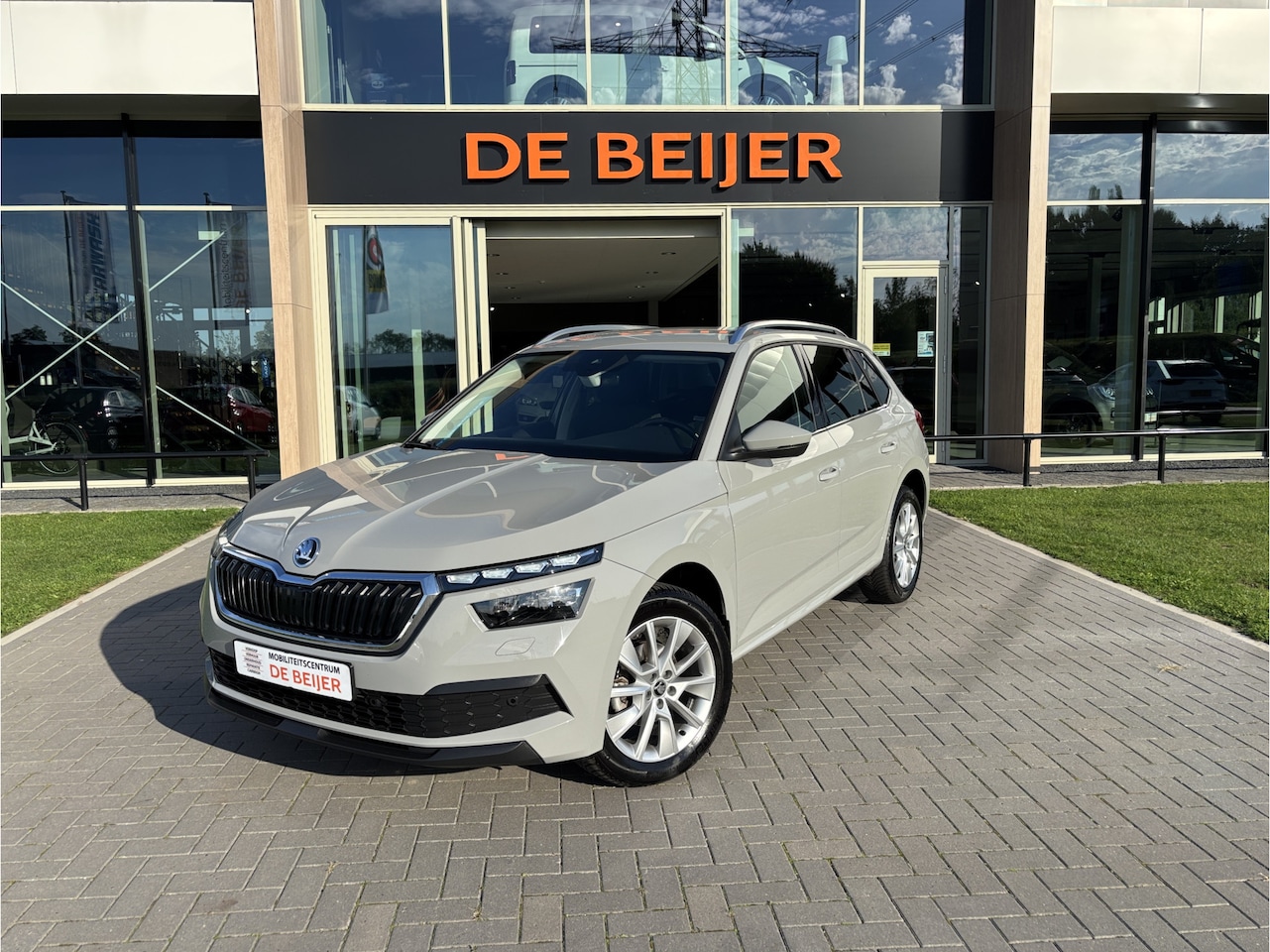Skoda Kamiq - 1.0 TSI Business Edition Trekh. I Carplay I Elek achterklep - AutoWereld.nl