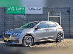 Skoda Fabia - Ambition 95Pk Tsi Panoramadak-Navigatie-Parkeersnsoren achter