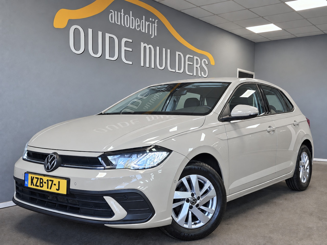 Volkswagen Polo - 1.0 TSI Life | Adaptive cruise | Parkeersensoren | Stoelverwarming | Carplay - AutoWereld.nl