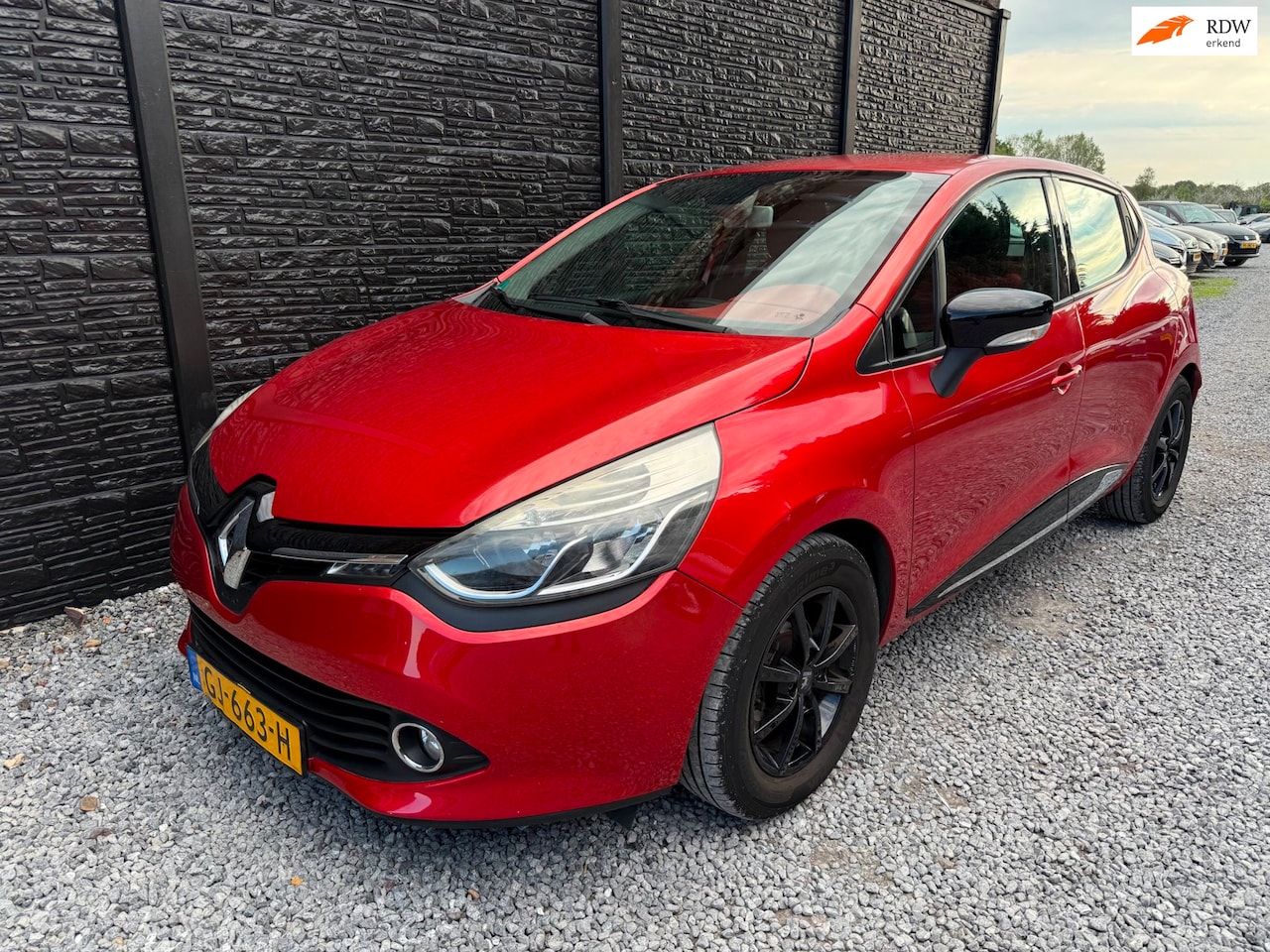 Renault Clio - 0.9 TCe Dynamique Distrib Reeds vervangen, Navi, LM Velgen Dealer onderhouden - AutoWereld.nl